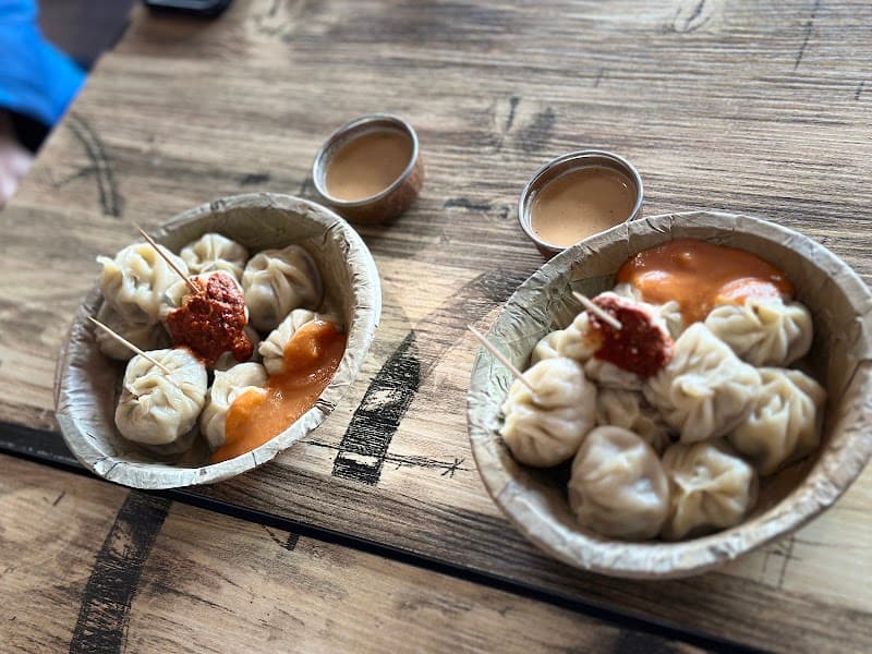 Tapari Momo