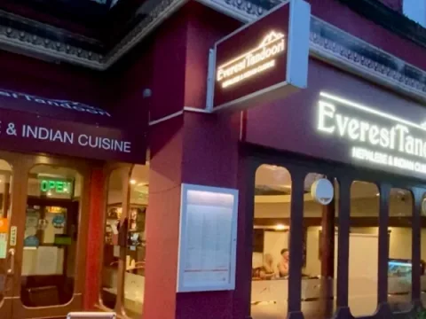 Everest Tandoori