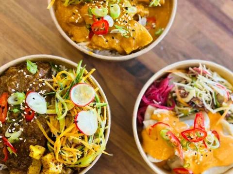 Momo Nepalese street food truck