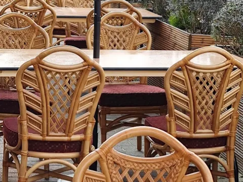 Everest Inn Ashford