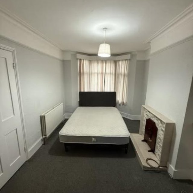 Room Available Near Harrow/Wembley