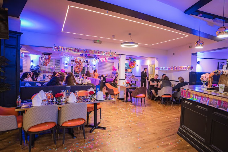 Everest Spice Lounge | Pub and Restaurant in Feltham | Private Hire